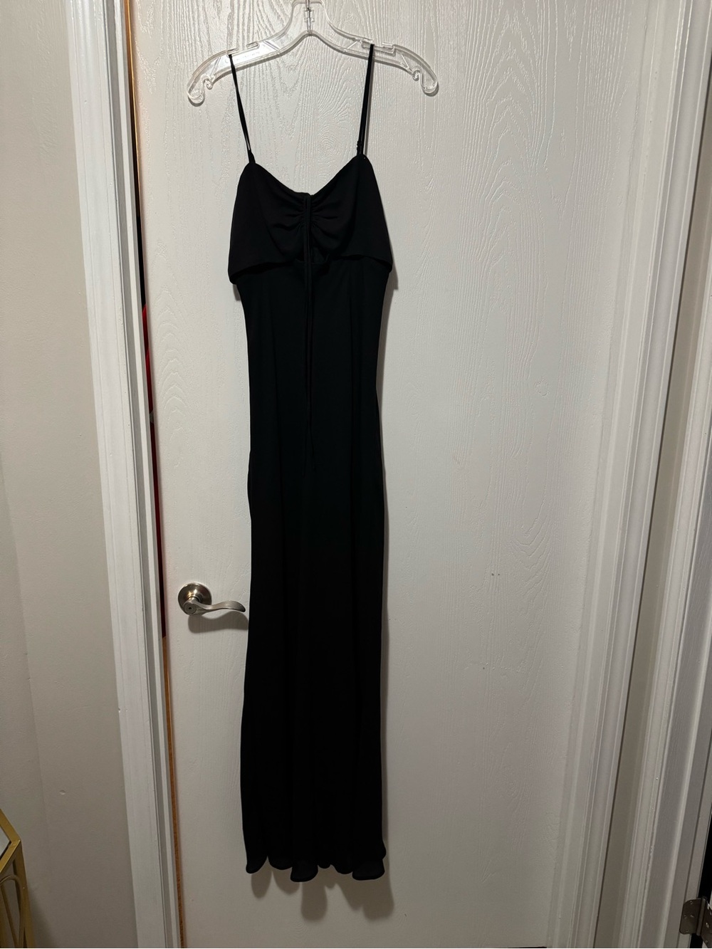 Black Express Spaghetti-Strap - Sleek Evening Dress
